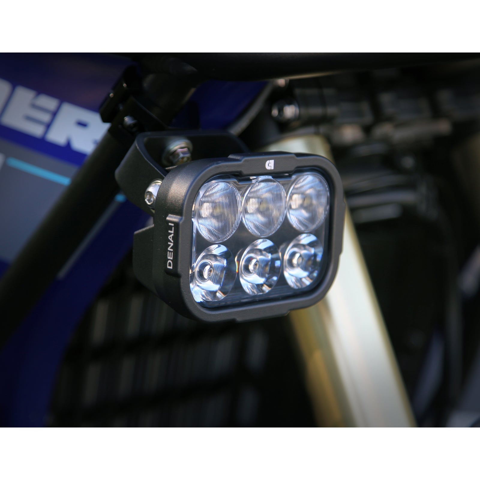 Denali DL6 Driving Light - DataDim Technology  6-LED  Elliptical Hybrid Beam DEDNLDL6050W#