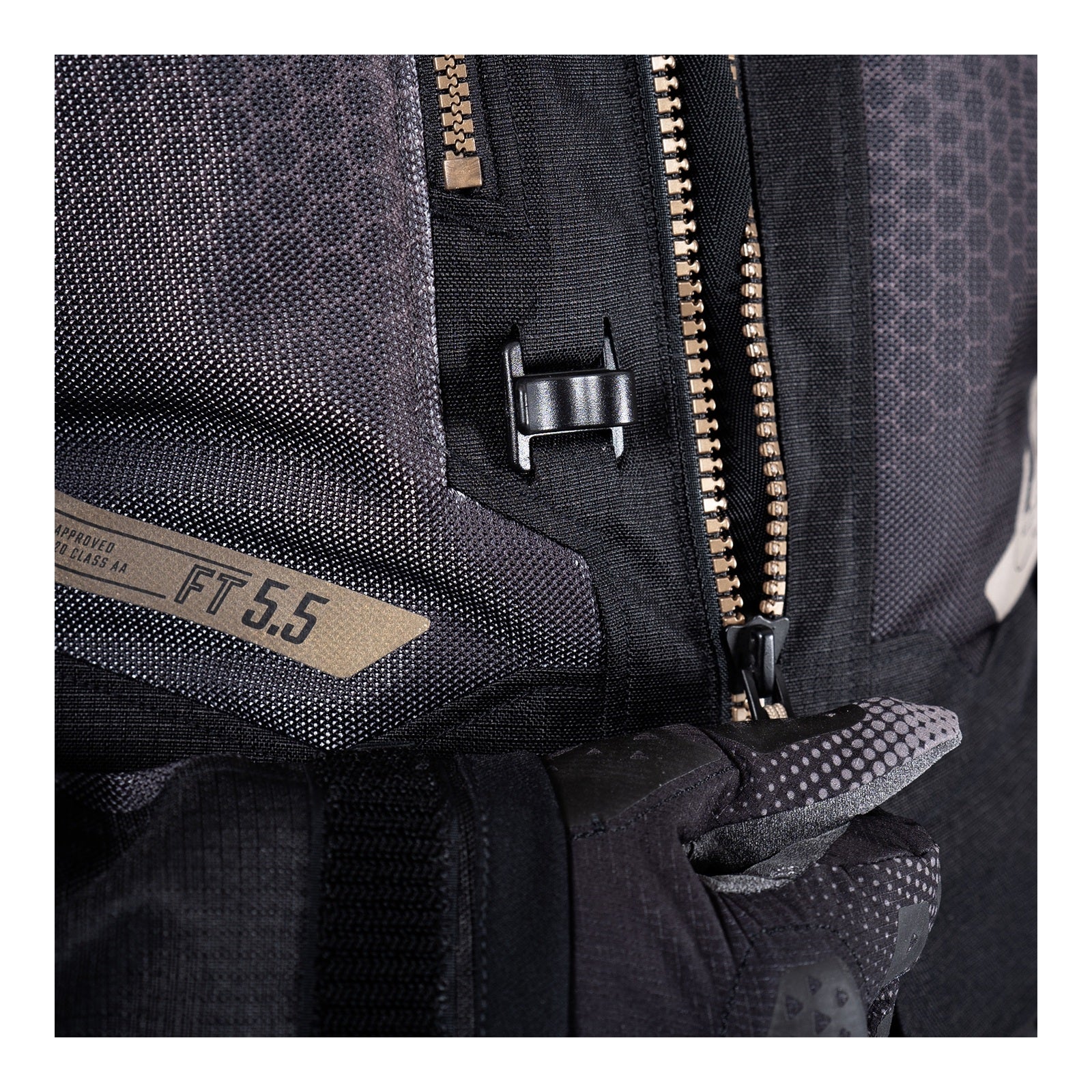 Leatt 5.5 ADV FlowTour Jacket - Stealth (3XL/US48/EU58) LE5025101395#