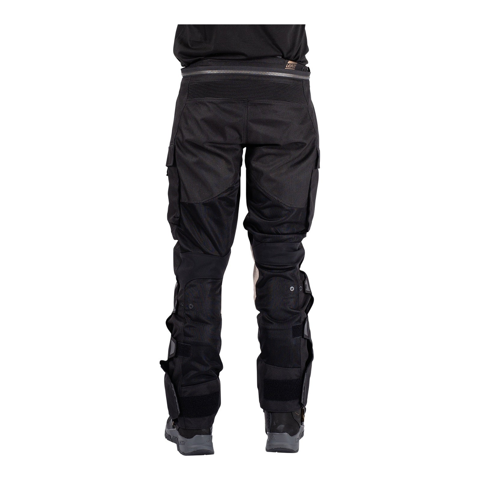 Leatt 5.5 ADV FlowTour Pants (Short) - Stealth (XL / US36 / EU54) LE5025101440#