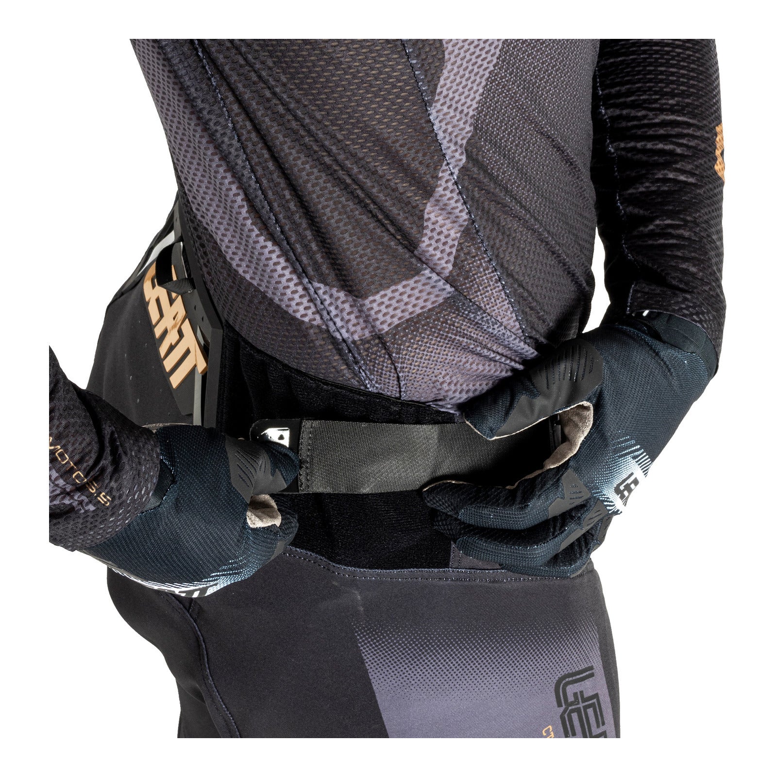 Leatt 2025 5.5 I.K.S. Pant - Stealth (3XL/US40/EU58) LE5025300366#