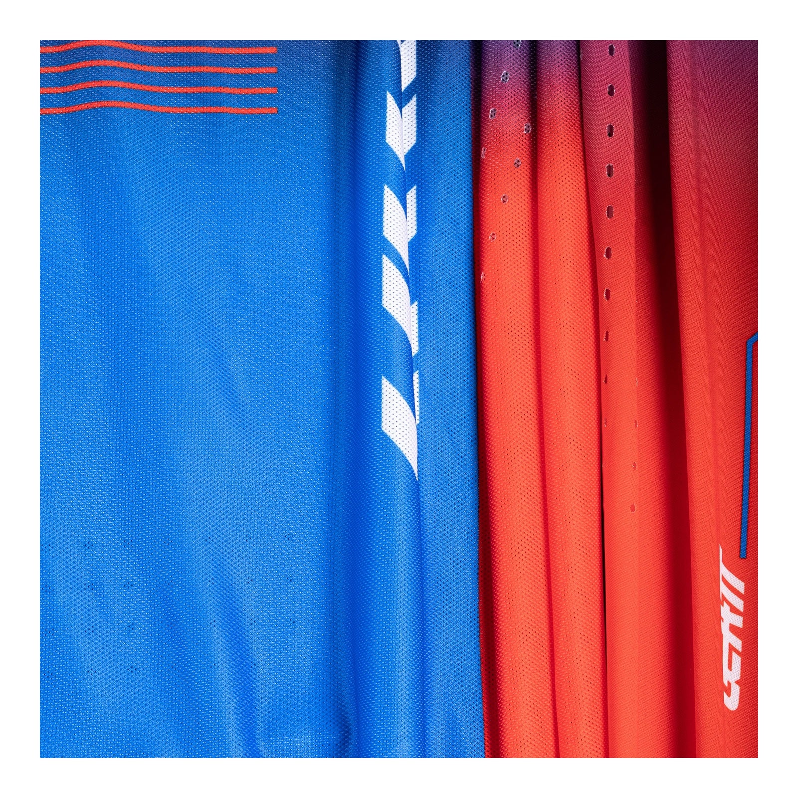 Leatt 5.5 UltraWeld Jersey - Royal Blue / Red (XL/US44/EU54) LE5026000183#