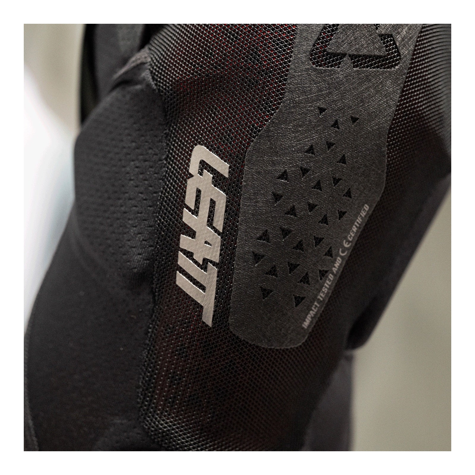 Leatt ReaFlex Knee Guard Ultralite EXT - Black (2XL) LE5026011514#